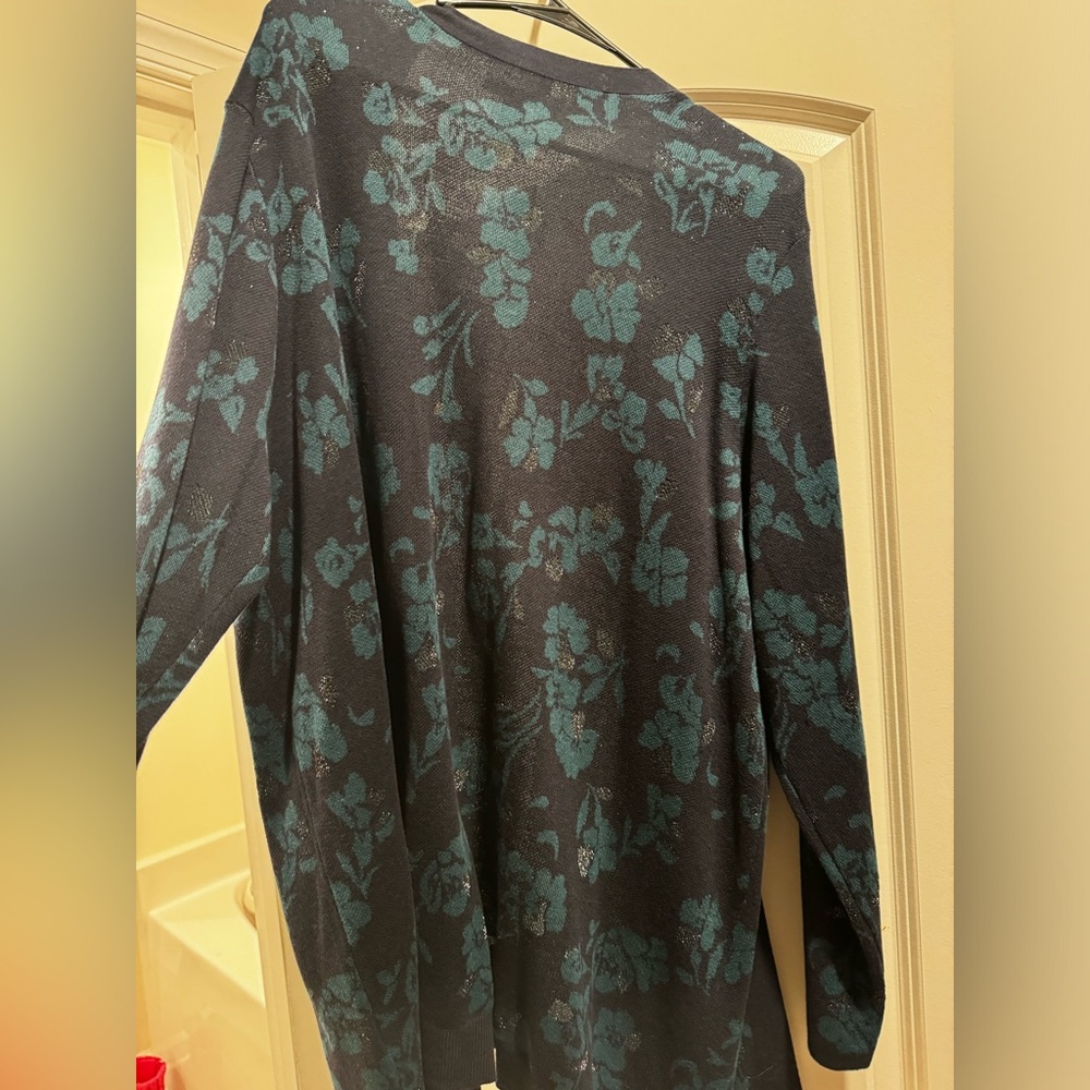 Sweater - Picture 2 of 3